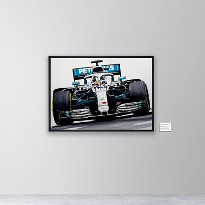 Lewis Hamilton - LH44 - canvas print